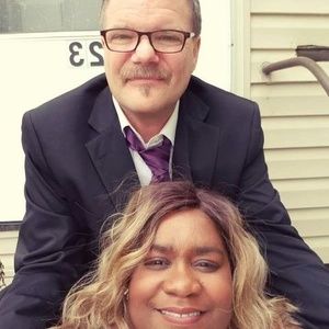 Meet your Posher, Larry